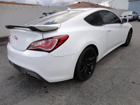 2016 Hyundai Genesis Coupe 3.8