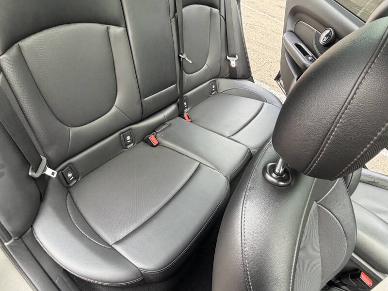 2016 MINI Clubman Cooper