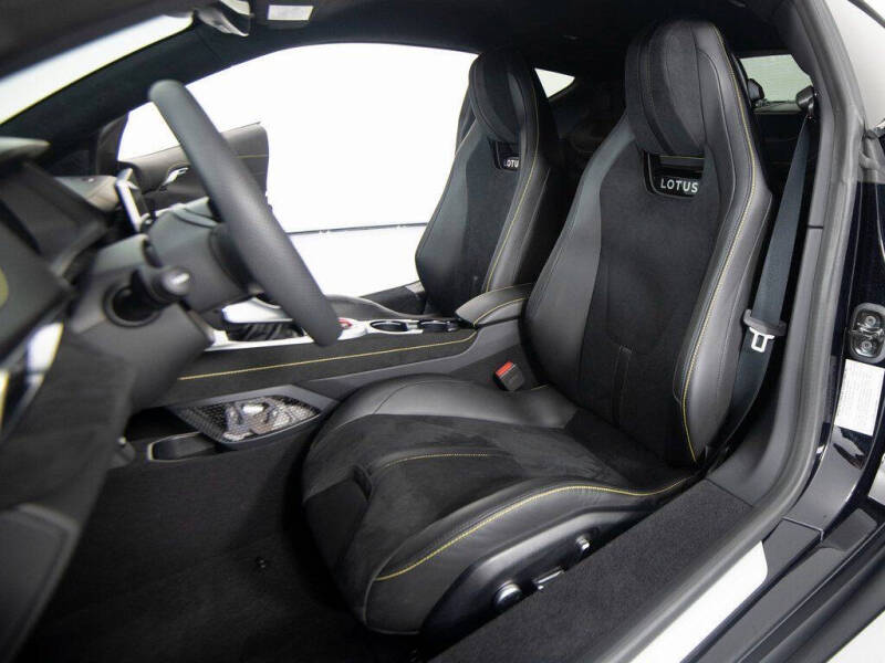 2025 Lotus Emira V6 Base