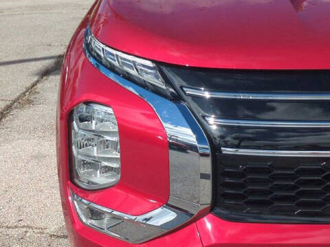 2025 Mitsubishi Outlander SEL