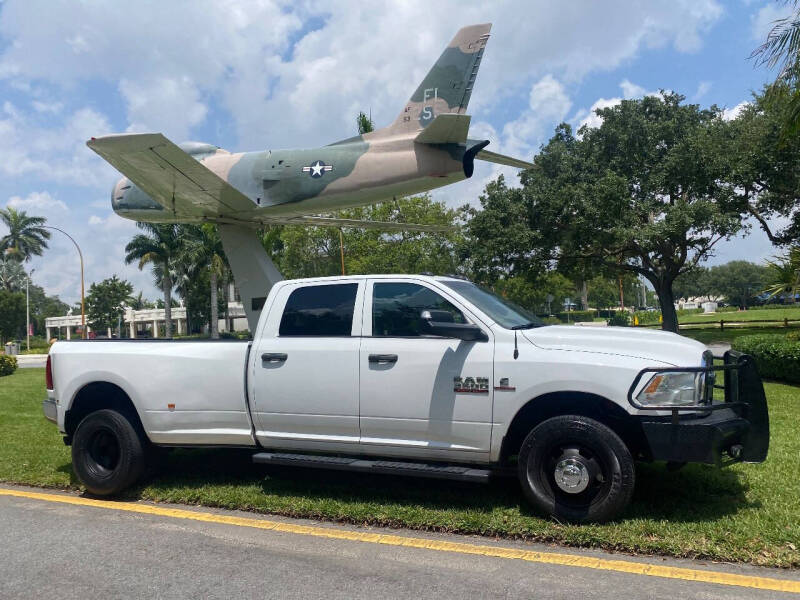 2014 RAM Ram 3500 Pickup Tradesman photo 35