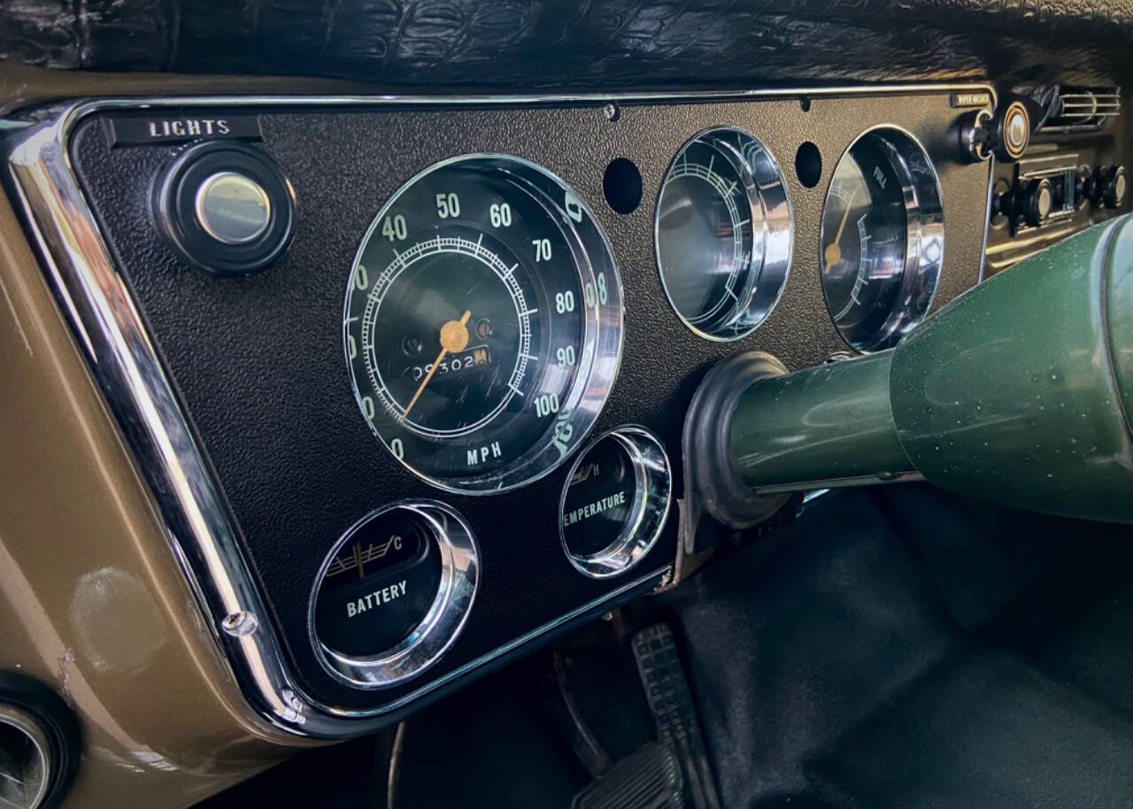 1970 Chevrolet C/K 10 Series 26