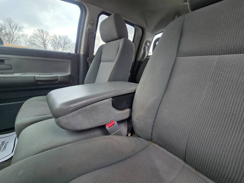 2005 Dodge Dakota SLT