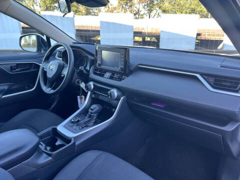 2019 Toyota RAV4 Hybrid LE