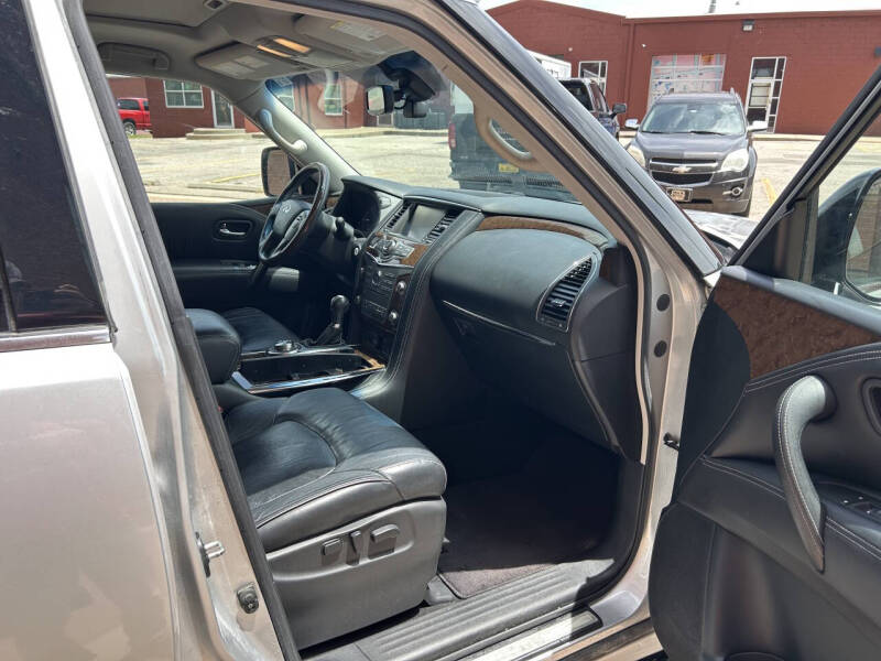 2017 Infiniti QX80
