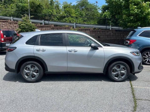 2027 Honda HR-V LX