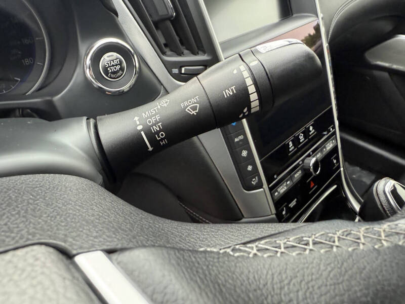 2017 Infiniti Q60 2.0T Premium