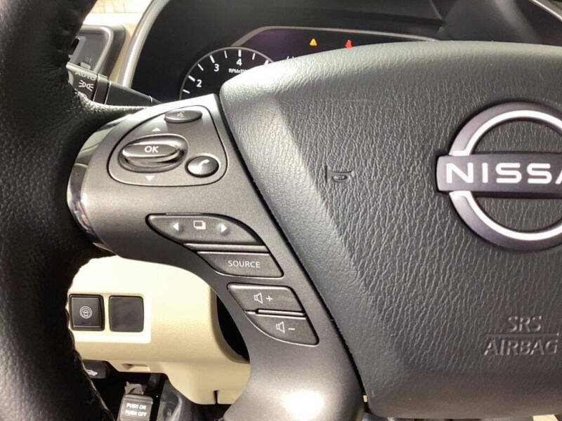 2023 Nissan Murano SL