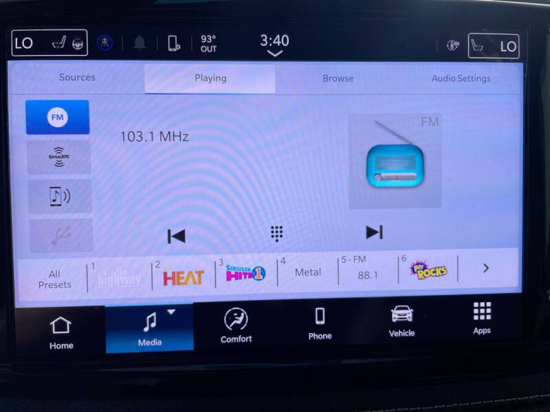 2024 Chrysler Pacifica Touring L