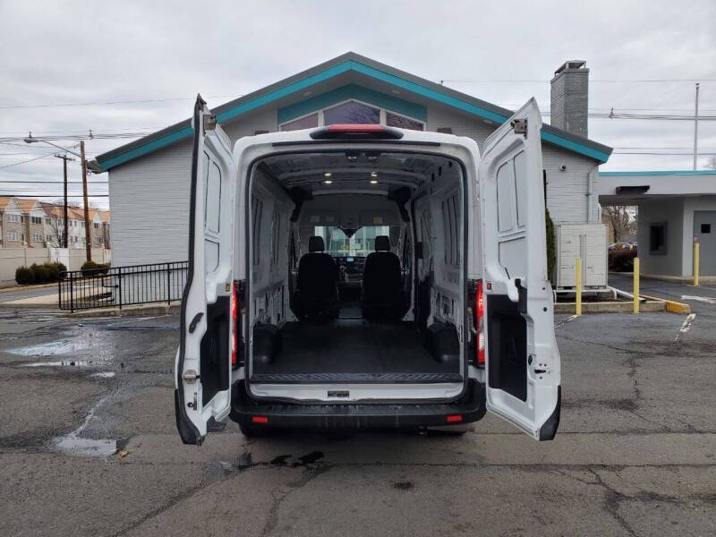 2023 Ford Transit 250