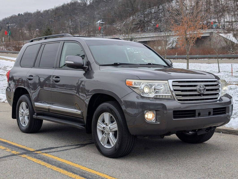 2013 Toyota Land Cruiser