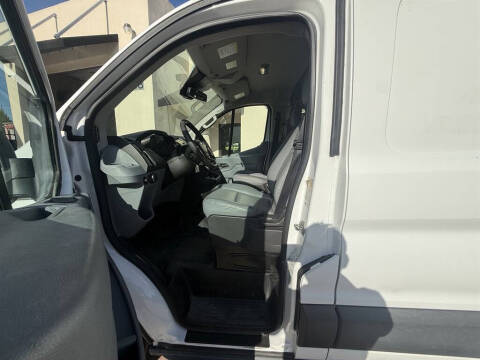 2017 Ford Transit 250