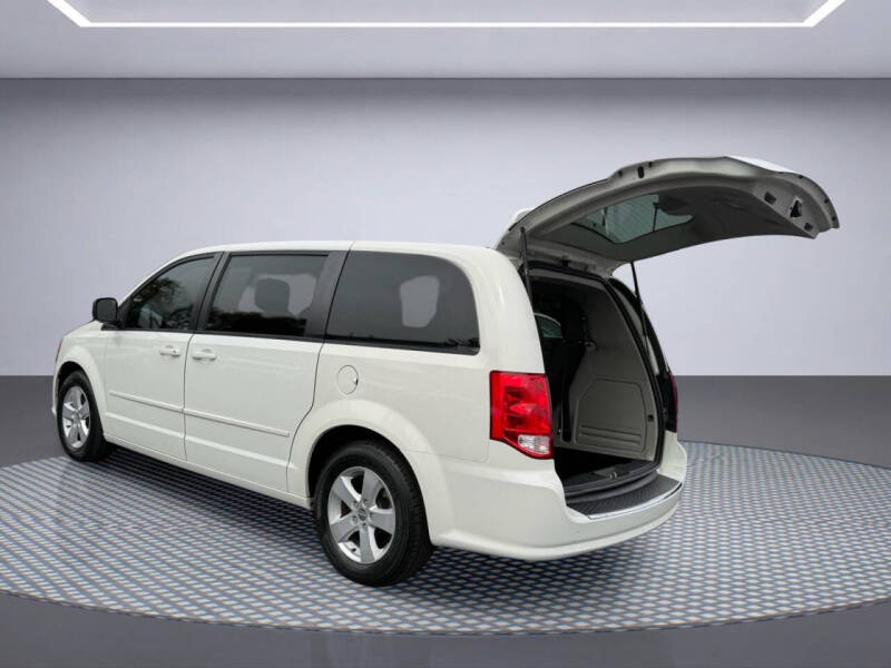2013 Dodge Grand Caravan SE