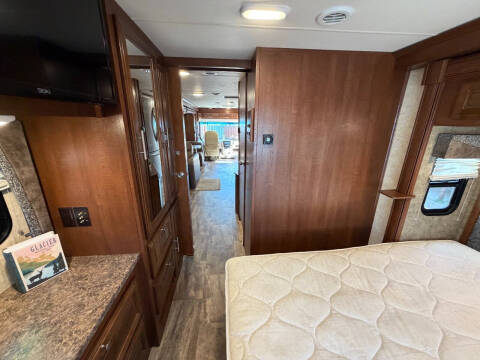 2015 Forest River Georgetown 335DS