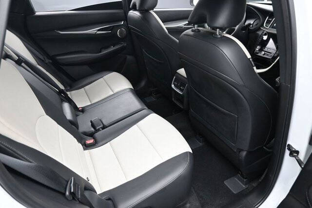 2025 Infiniti QX55 Essential