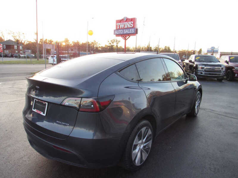 2022 Tesla Model Y Long Range