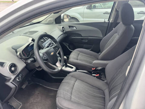 2015 Chevrolet Sonic LT Auto