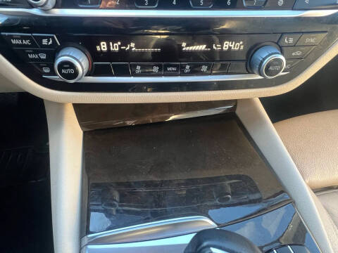 2017 BMW 5 Series 530i