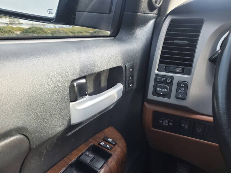 2012 Toyota Tundra Limited