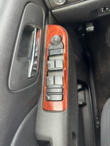 2011 Chevrolet Avalanche LT