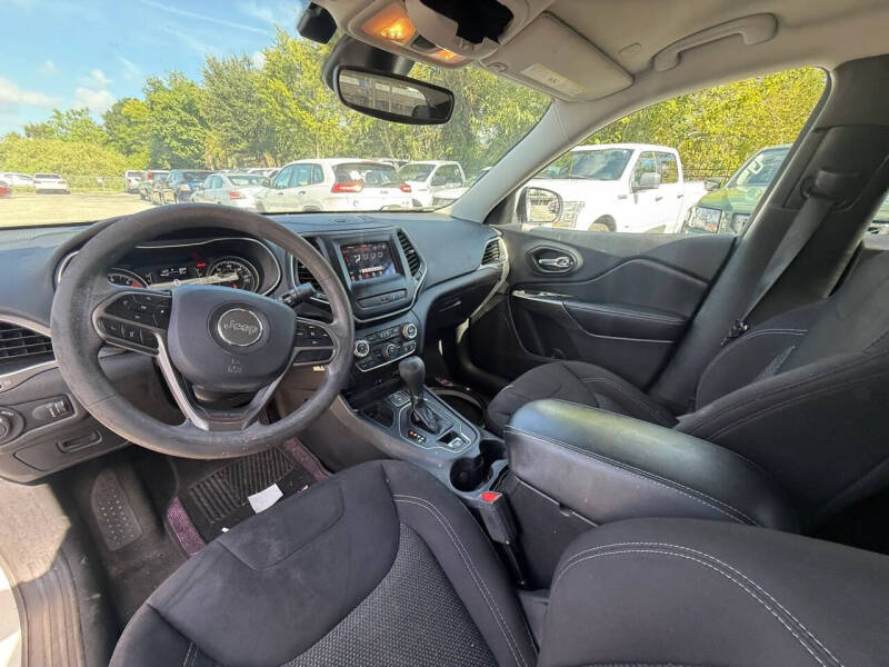 2021 Jeep Cherokee Latitude