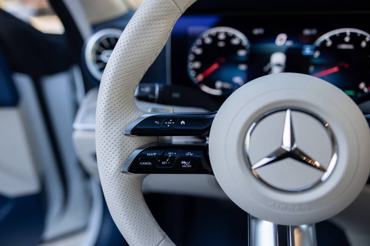 2023 Mercedes-Benz E-Class 17