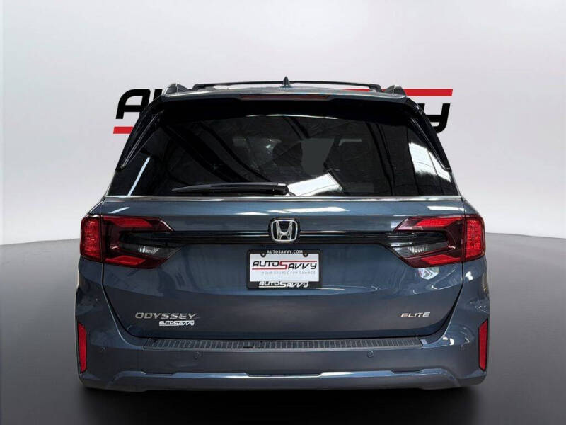 2025 Honda Odyssey Elite