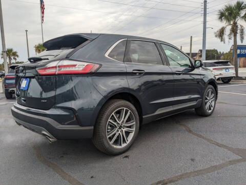 2024 Ford Edge Titanium