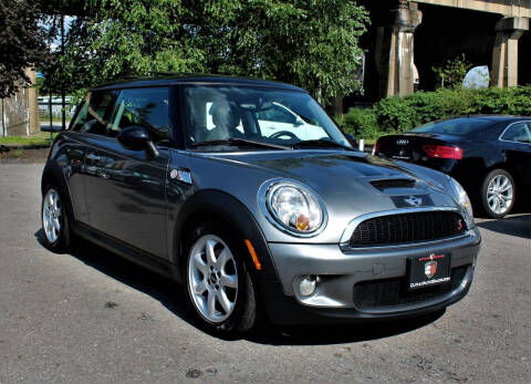 2009 MINI Cooper for sale at Cutuly Auto Sales in Pittsburgh PA