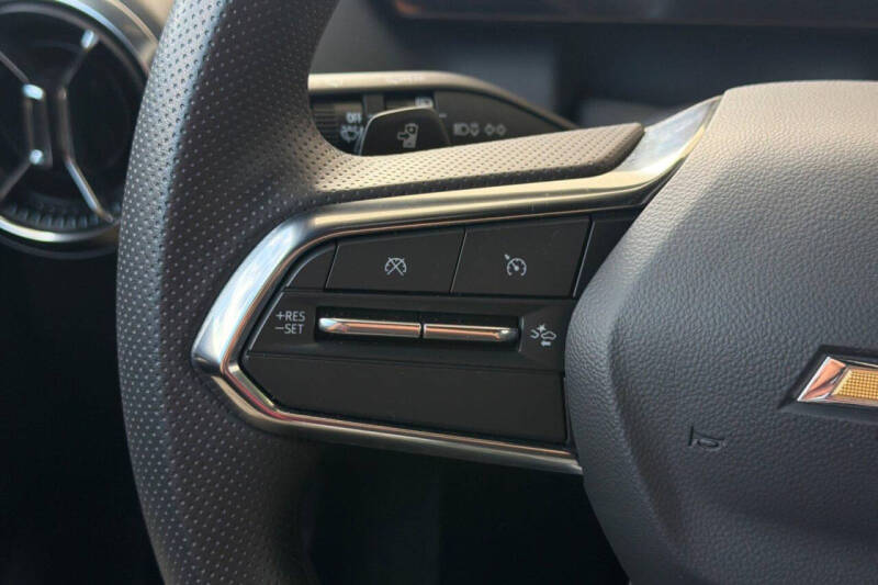 2026 Chevrolet Equinox EV LT 1