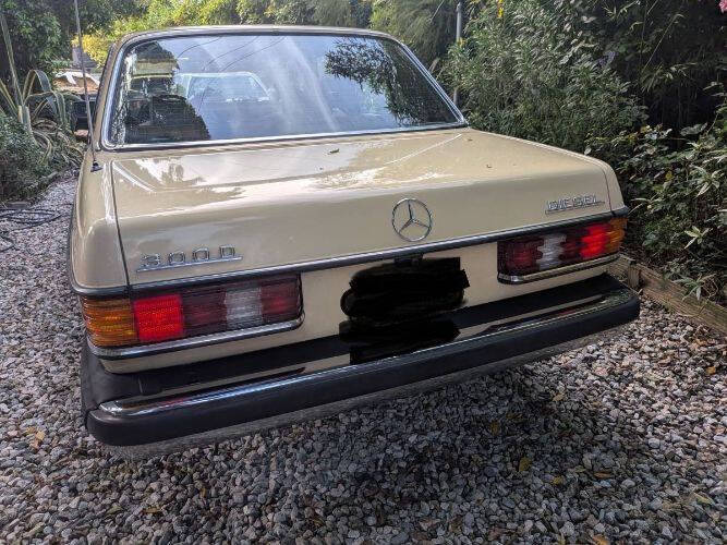 1977 Mercedes-Benz 300-Class
