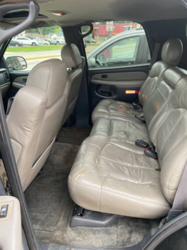 2002 Chevrolet Tahoe for sale at M & M Motors in Des Moines, IA