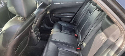 2011 Chrysler 300 Limited