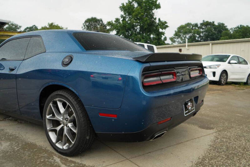 2021 Dodge Challenger SXT