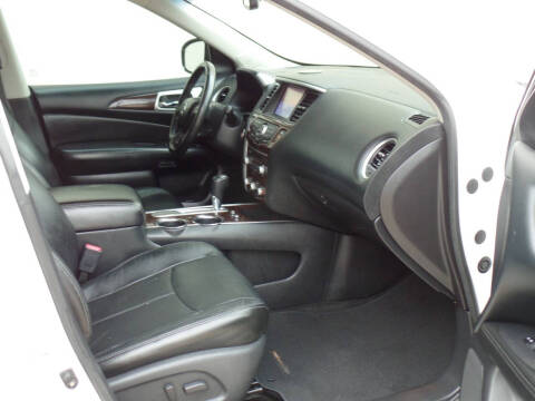 2014 Nissan Pathfinder Platinum