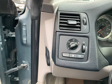 2013 Volvo C70 T5 Platinum