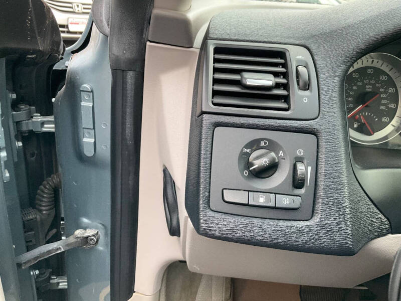 2013 Volvo C70 T5 Platinum