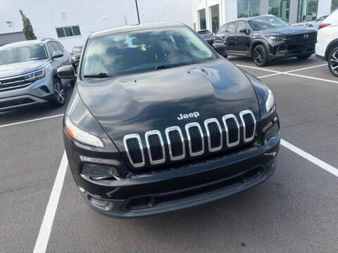 2017 Jeep Cherokee Sport