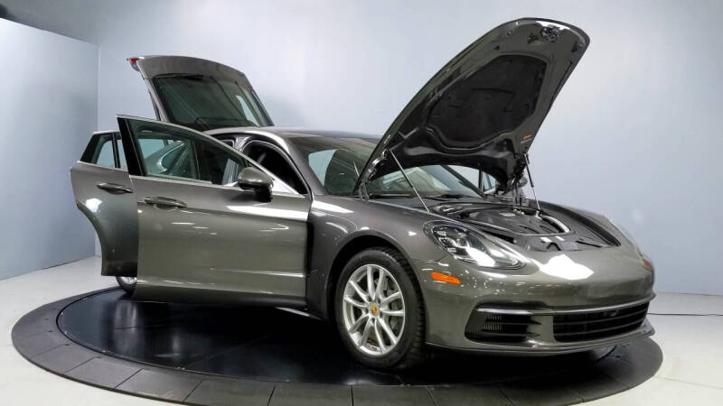 2017 Porsche Panamera 4S