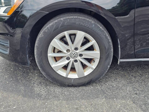 2016 Volkswagen Golf
