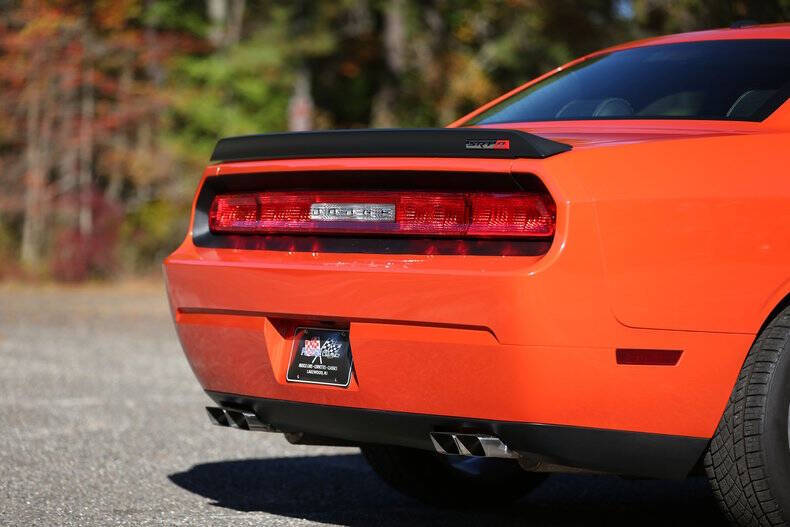 2008 Dodge Challenger SRT8