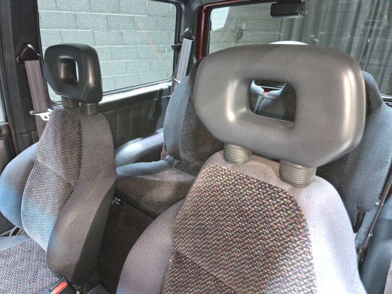 1995 GEO Tracker