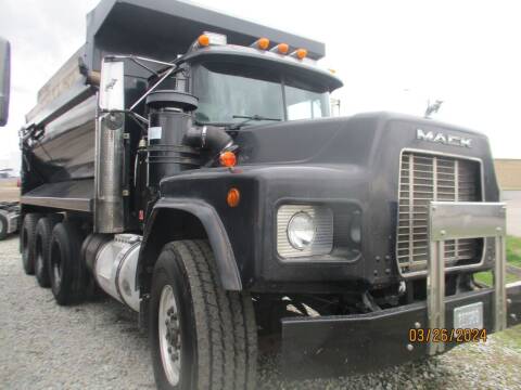 1997 Mack RB688S for sale at ROAD READY SALES INC in Richmond IN