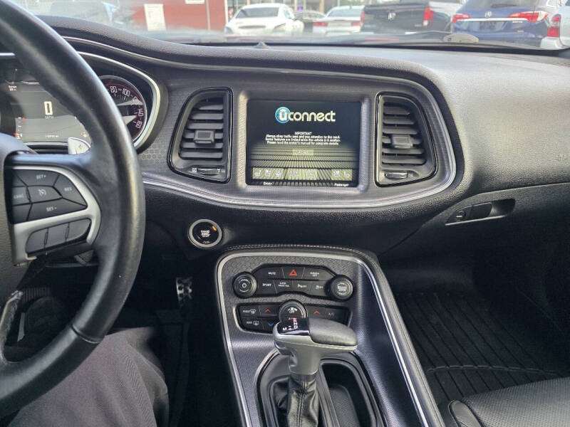 2017 Dodge Challenger GT