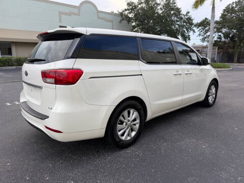 2018 Kia Sedona LX
