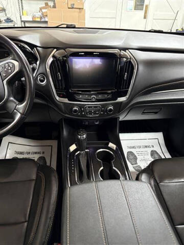 2020 Chevrolet Traverse LT Leather
