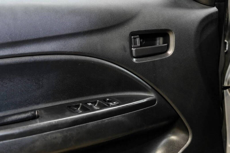 2020 Mitsubishi Mirage LE