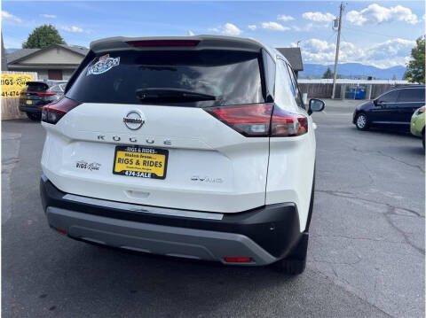 2021 Nissan Rogue SV