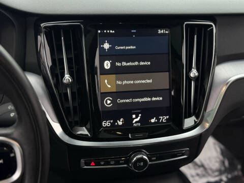 2020 Volvo V60 Cross Country T5