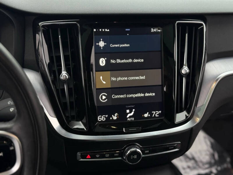 2020 Volvo V60 Cross Country T5